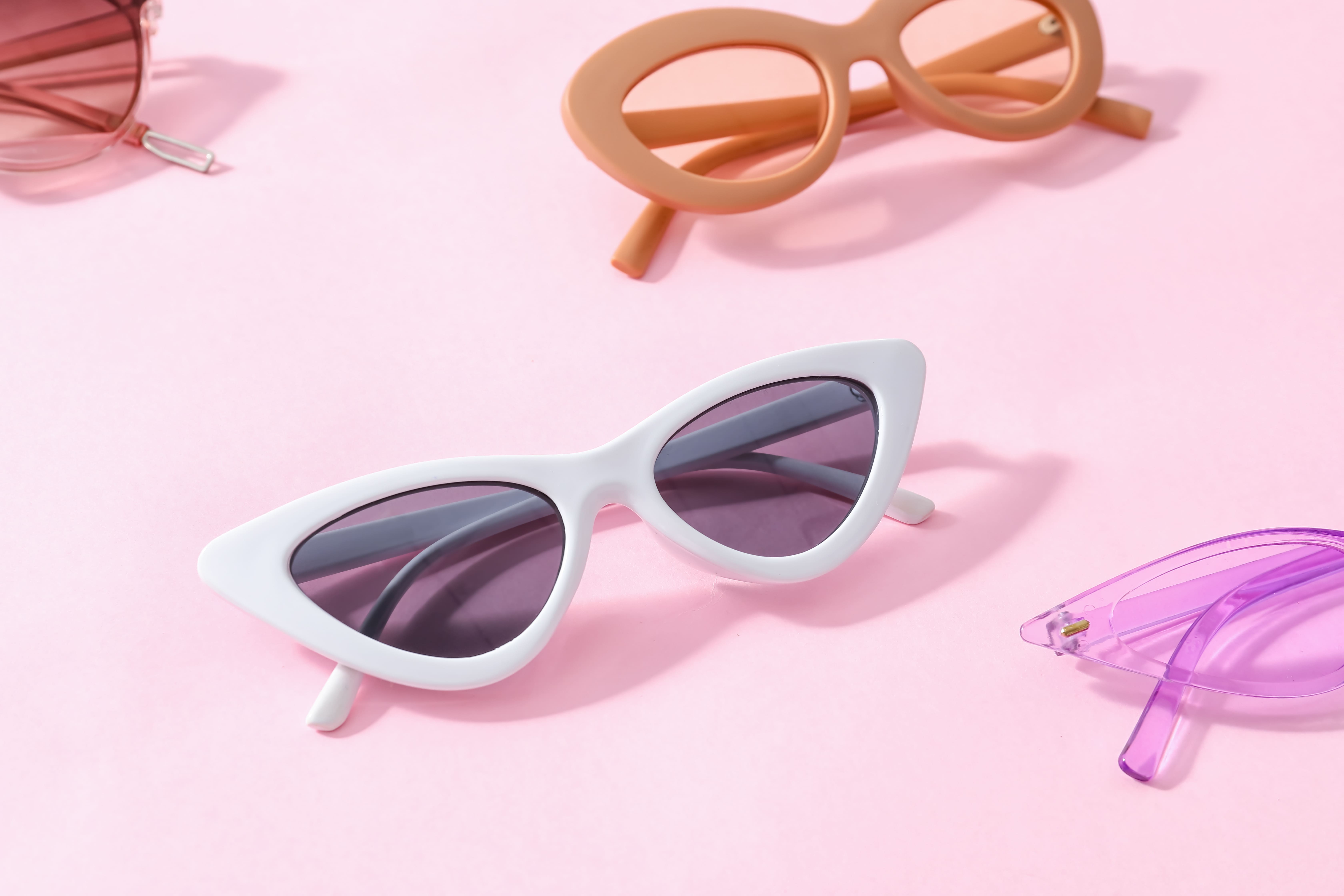 Eyeglasses